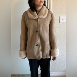 Vintage Women's Tan Shearling Jacket